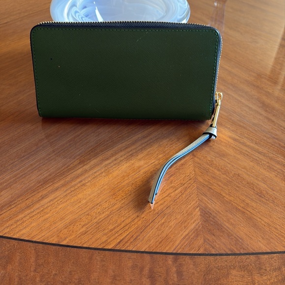 Wallet - Picture 3 of 5